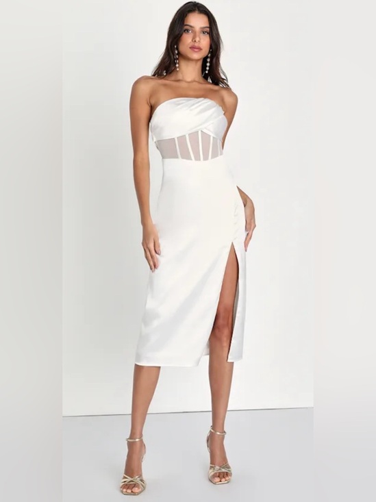 Lulus Dresses & Skirts - Lulus NWT High-Class Hottie White Satin Strapless Bustier Midi Sz L #2082736